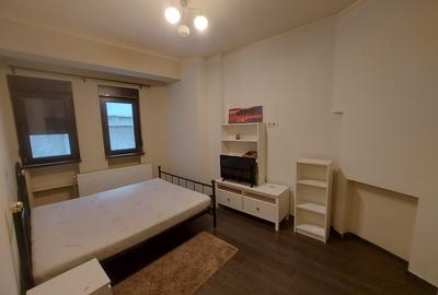 Universitate, Armeneasca - 2