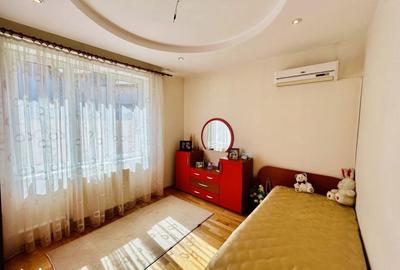 Casă cu 4 camere cu Teren 349 Mp în Lazaret