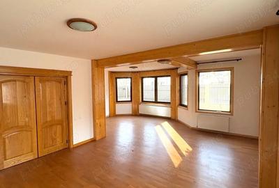 Casă cu 6 camere în Prelungirea Ghencea - 2