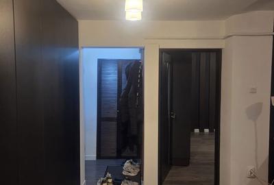 Apartament cu 2 camere decomandat în 1 Mai