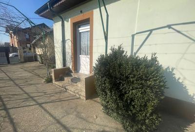 Casă cu 4 camere în Șimnicu de Jos - 2