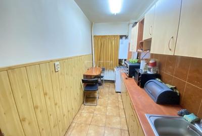 Garsonieră decomandată, mobilată în Trafic Greu - 4