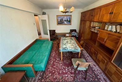 Apartament 3 camere, 1 boxa, zona Centrala , etaj 4 - 4