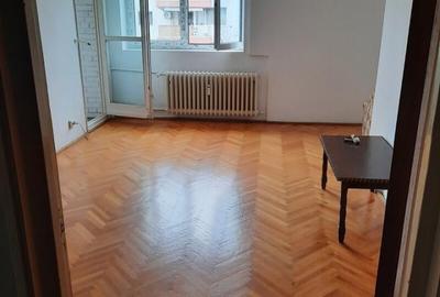 Titan 2 Camere 50 Mp Etaj 8 10 Min Metrou 1 Min Parc Titanii - 1