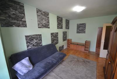 Garsonieră în Plăvăț II - 1