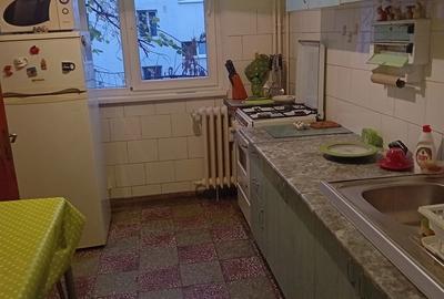 Drumul Taberei, Raul Doamnei, colt cu str. Segarcea - 5