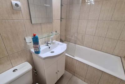 REA1026005 I DE INCHIRIAT I PIATA VICTORIE I 3 CAMERE I - 8