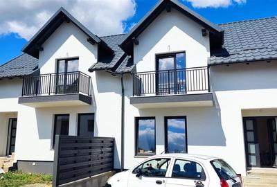 Duplex cu 4 camere cu Canalizare în Tișăuți - 1