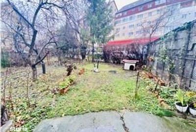 Apartament cu 3 camere decomandat în Vasile Aaron