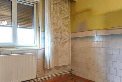 Apartament cu 2 camere semidecomandat în Gojdu - 9