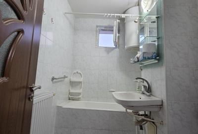 Apartament cu 3 camere decomandat în Central - 4