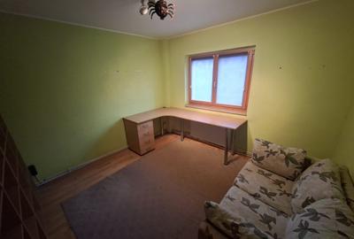 Apartament cu 3 camere decomandat, mobilat în Nicolina - 4