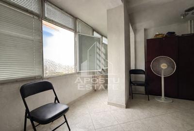 Garsonieră nedecomandată în P-ța Victoriei - 1