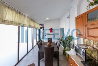 Spațiu comercial, de 430 mp, în Central - 21