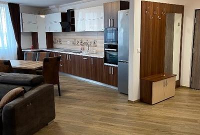 Vand apartament 4 camere - 1