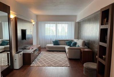 Apartament 3 camere renovat Centrul Civic- AFI - 1