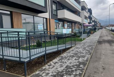 Spațiu comercial, de 77 mp, în 13 Decembrie - 1