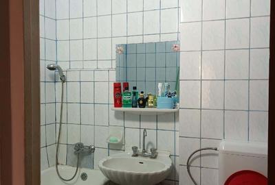 Vand apartament cu 2 camere,zona 1 Decembrie 1918 ,sectorul 3 ,Bucure?ti ,Str.Beca?ei nr.6A - 3