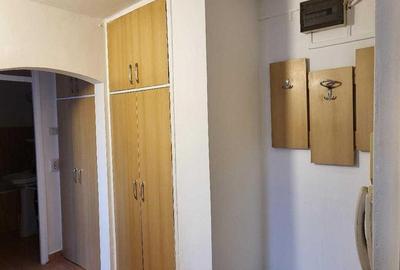 Apartament cu 2 camere decomandat în Republicii - 4