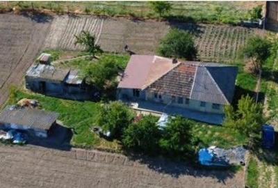 Teren intravilan si constructii Fratilesti, jud Ialomita ... - 1
