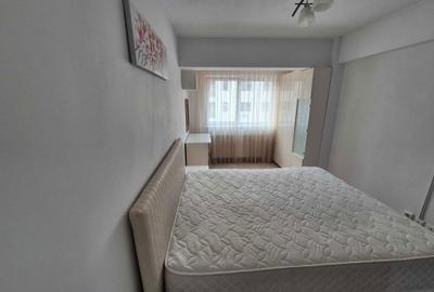 Apartament cu 3 camere decomandat în Cug - 7