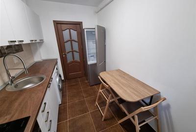 Apartament cu 2 camere decomandat în Galata - 7