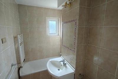 Vand apartament in Hunedoara, zona Micro 4, 43000 eur - 5