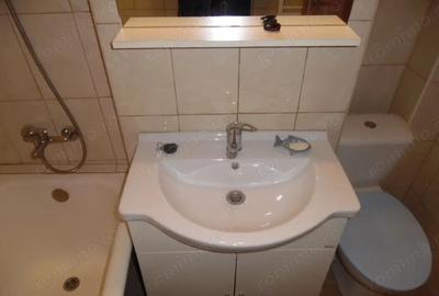 Inchiriez apartament 2 camere in Deva, pe str. Minerului, bloc de caramida, decomandat, etaj 1, - 17