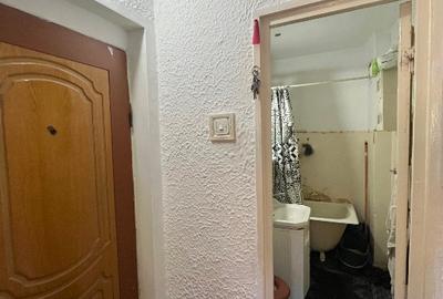 Vând ap 3 camere, decomandat - 5