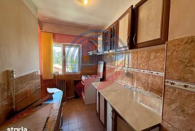 Apartament cu 2 camere decomandat în Rovine - 4