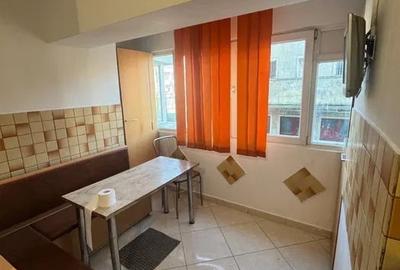 Apartament cu 4 camere semidecomandat, mobilat în Pantelimon - 2