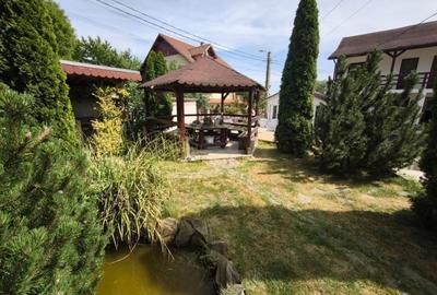 Casă cu 20 camere cu Teren 1100 Mp în Central - 2