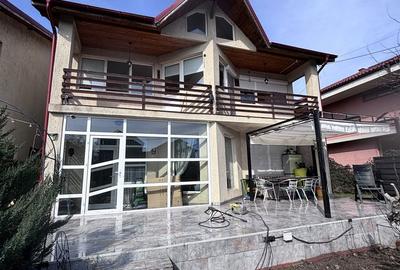 Casă cu 5 camere cu Canalizare în Central - 5