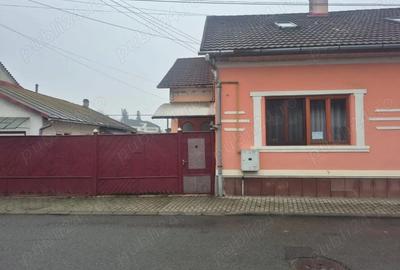 Casă cu 3 camere în Central - 4