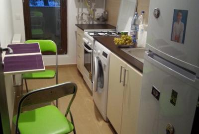 Inchiriez garsoniera Lujerului, la 5 min. de metrou, tramvai 41 - 4