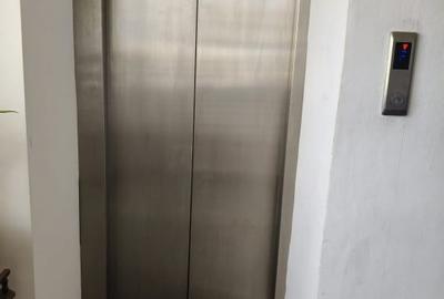 Apartament 3 camere situat in centrul orasului Targu Jiu, pe pietonala - 19