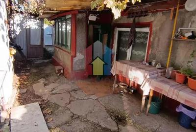 Teren de 247 mp, în Plantelor - 3