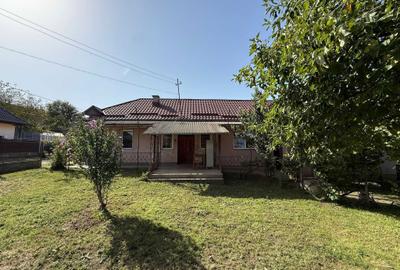 Casă cu 4 camere în Ceuaș - 1