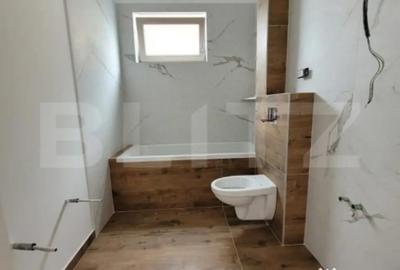 Apartament cu 3 camere decomandat în Remetea Mare - 2