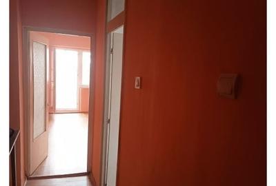 Apartament cu 2 camere semidecomandat în Central - 3