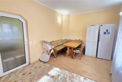 Casă individuală cu 7 camere cu Teren 1384 Mp în Vest - 11
