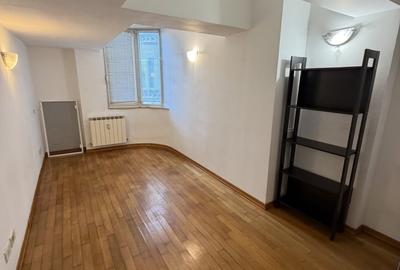 Apartament cu 3 camere decomandat, mobilat în P-ța Unirii - 6