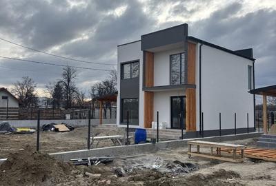 Casă cu 4 camere în Central - 3