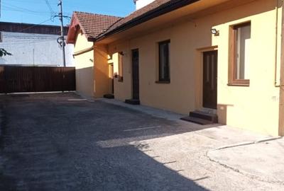 Casa cu 4 Camere,144mp,Teren 443mp,Marasti