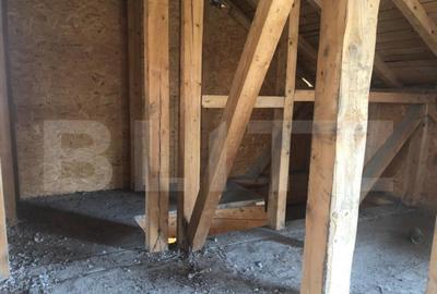 Casă cu 5 camere cu Teren 924 Mp în Central - 7