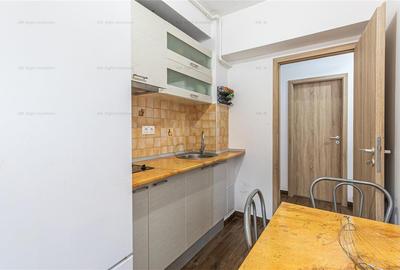 Apartament cu 2 camere decomandat în Tractorul - 14