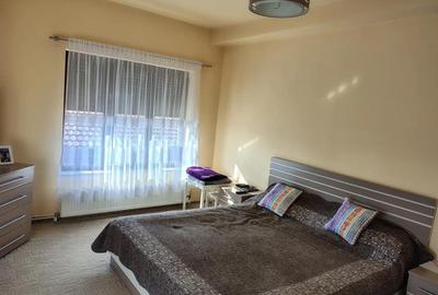 Casă cu 5 camere cu Teren 600 Mp în Central - 9