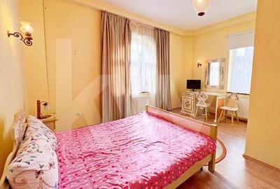 Inchiriere Vila Stil Pensiune, curte mare, filigorie si 6 camere cu baie proprie - 8