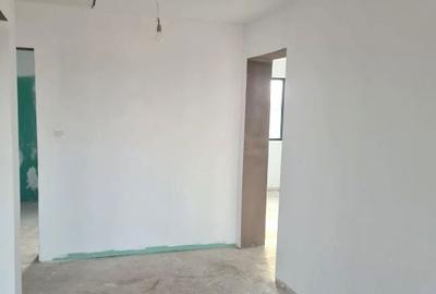 Casă cu 3 camere cu Teren 844 Mp în Central - 12