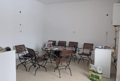 Casă individuală cu 6 camere cu Canalizare în Central - 28